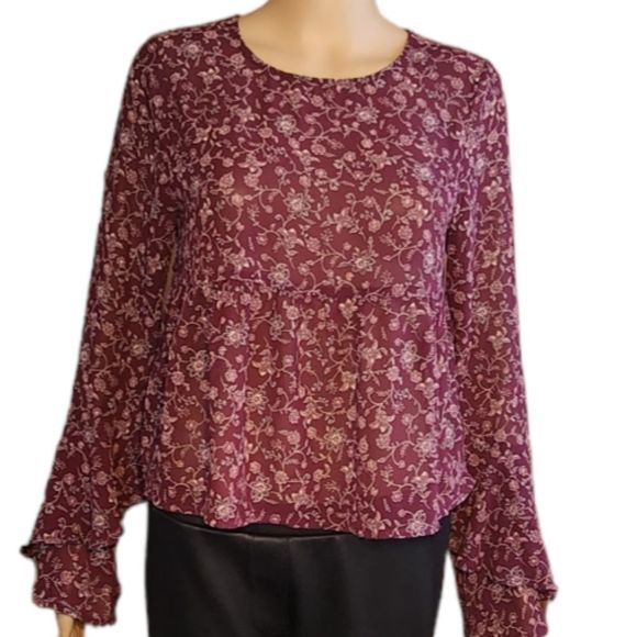 Aeropstale Shirt Sheer Floral blouse purple keyhole back Size Small - Picture 7 of 13